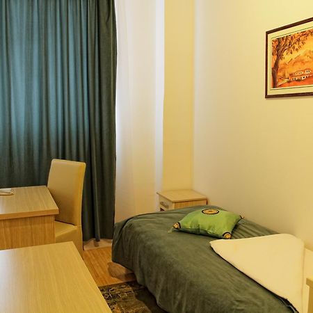 Garni Hotel Hamburg Zaječar Dış mekan fotoğraf