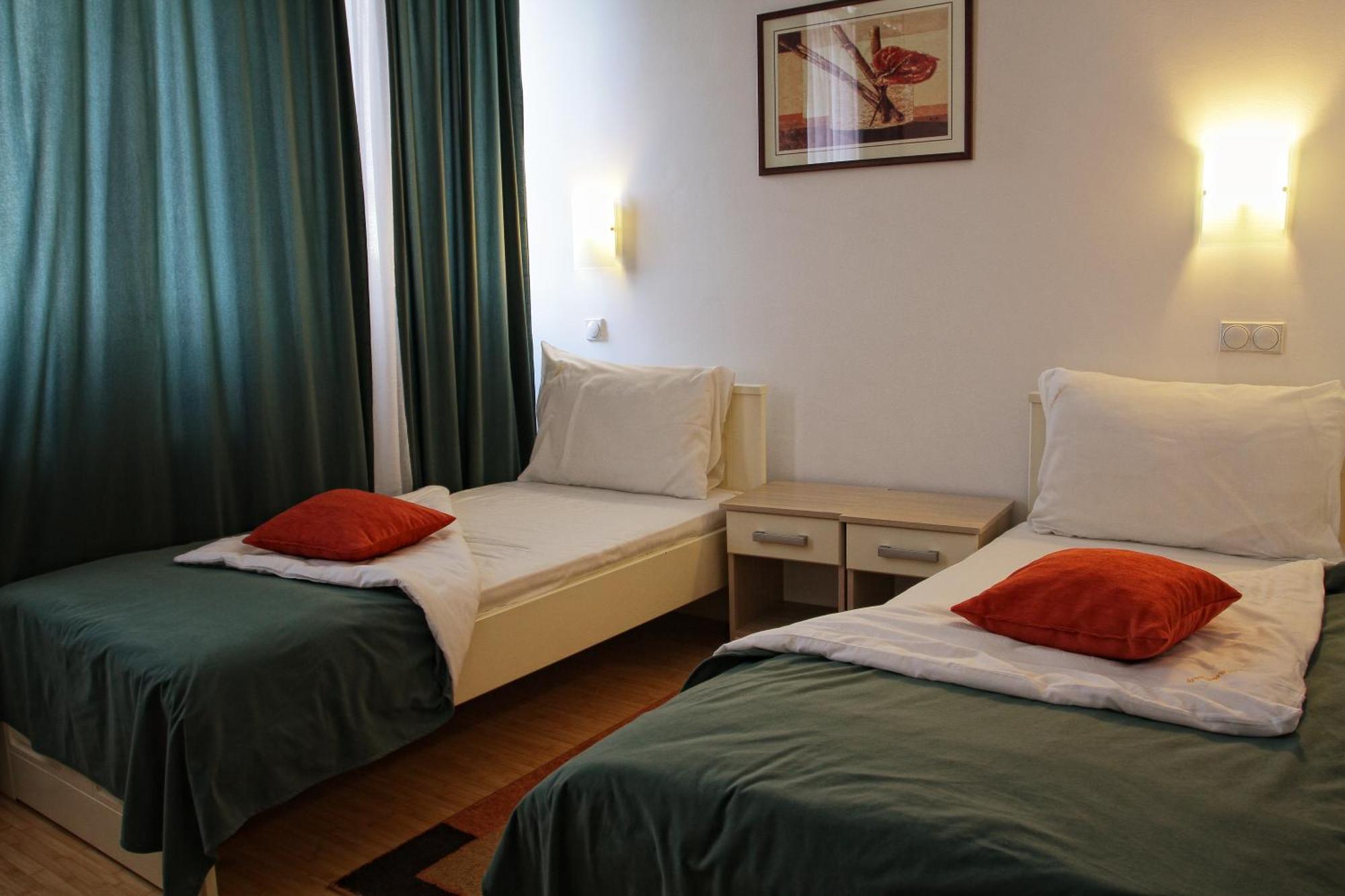 Garni Hotel Hamburg Zaječar Dış mekan fotoğraf
