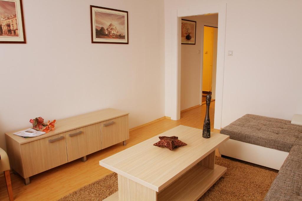 Garni Hotel Hamburg Zaječar Oda fotoğraf